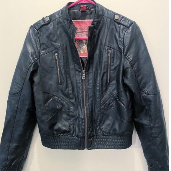 Bernardo Jackets & Blazers - Faux leather jacket. Size medium